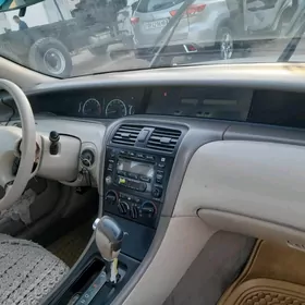 Toyota Avalon 2001