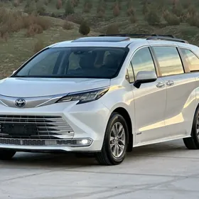 Toyota Sienna 2021