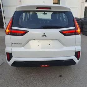 Mitsubishi Xpander 2024