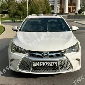 Toyota Camry 2016