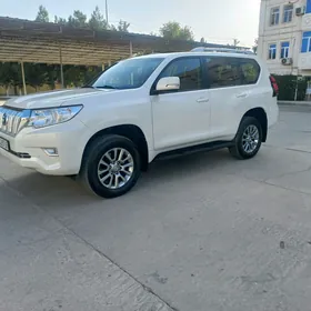 Toyota Land Cruiser Prado 2019