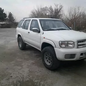 Nissan Pathfinder 2002