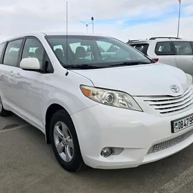 Toyota Sienna 2013