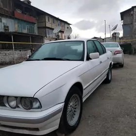 BMW 525 1993