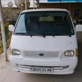 Toyota Hiace 2004