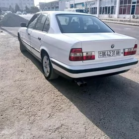 BMW 525 1990