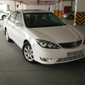 Toyota Camry 2004