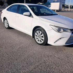 Toyota Camry 2017