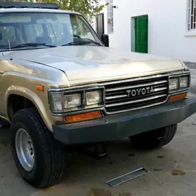 Toyota Land Cruiser 1989