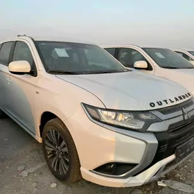 Mitsubishi Outlander 2022