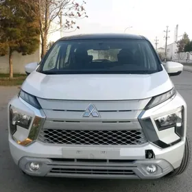 Mitsubishi Xpander 2024