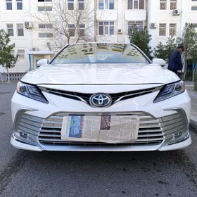 Toyota Camry 2018