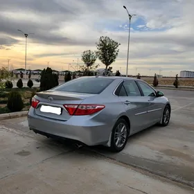 Toyota Camry 2015