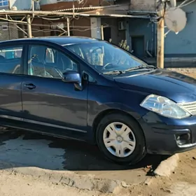 Nissan Versa 2010