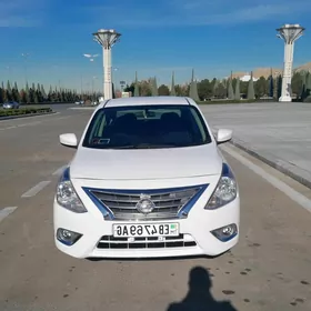 Nissan Versa 2019