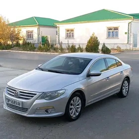 Volkswagen CC 2011