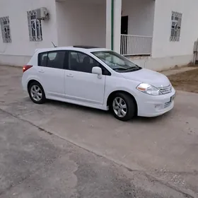 Nissan Versa 2010