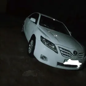 Toyota Camry 2010