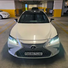 Lexus ES 350 2019