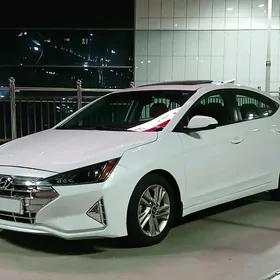 Hyundai Elantra 2020