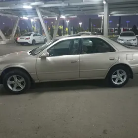 Toyota Camry 1998