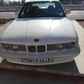 BMW 520 1990