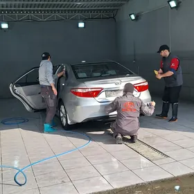 Toyota Camry 2016