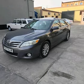 Toyota Camry 2010