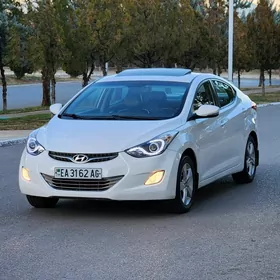 Hyundai Elantra 2012