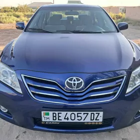 Toyota Camry 2010