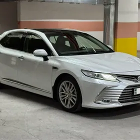 Toyota Camry 2022