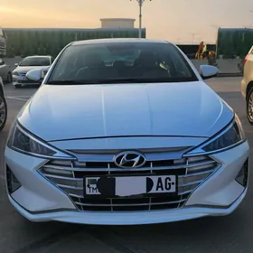 Hyundai Elantra 2019