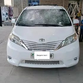 Toyota Sienna 2012