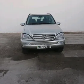 Mercedes-Benz ML400 2004