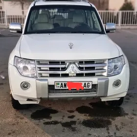 Mitsubishi Pajero 2007