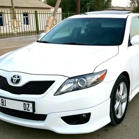 Toyota Camry 2010