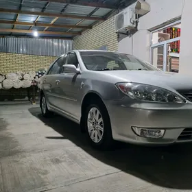 Toyota Camry 2005