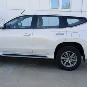 Mitsubishi Montero Sport 2019