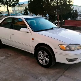 Toyota Camry 2000