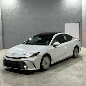 Toyota Camry 2024