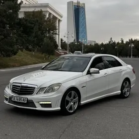 Mercedes-Benz E350 2010