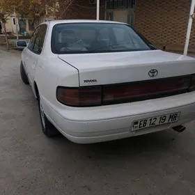 Toyota Camry 1992