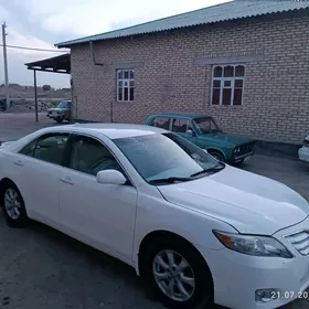 Toyota Camry 2010