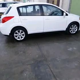 Nissan Versa 2010