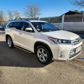 Toyota Highlander 2018