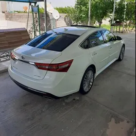 Toyota Avalon 2017