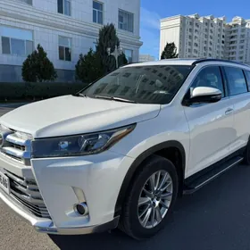 Toyota Highlander 2019