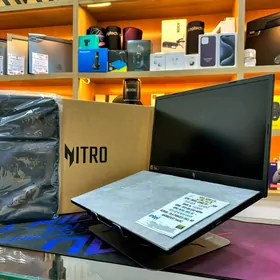 Nitro V15/i7/RTX 2050/RAM 16GB