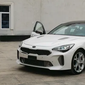 Kia Stinger 2021