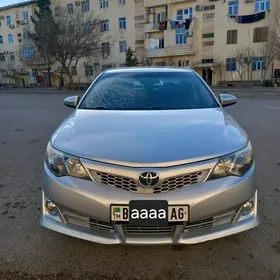 Toyota Camry 2012